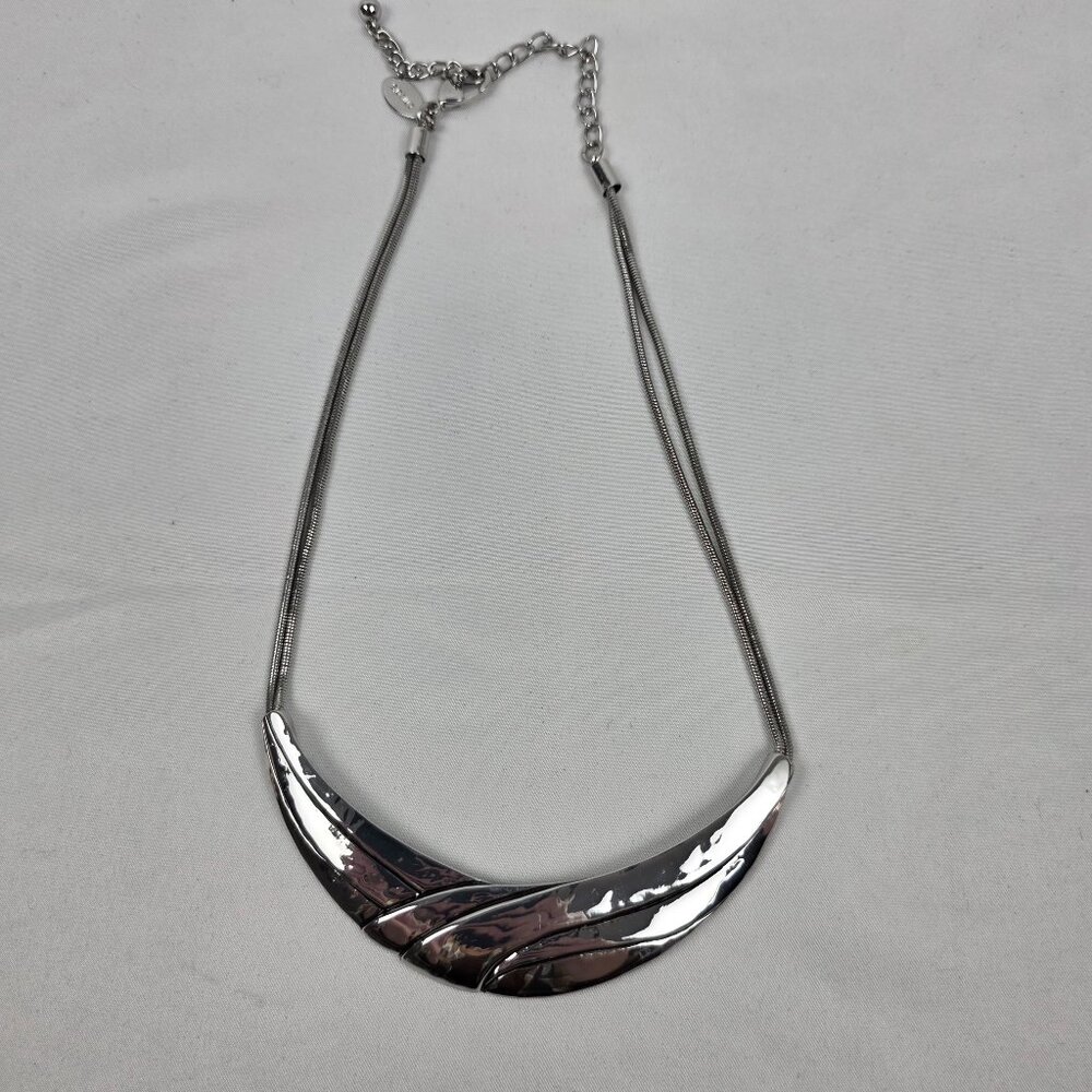 Chico's Collar Necklace Silver Tone Curved Crescent Shape with Deep Carved Lines